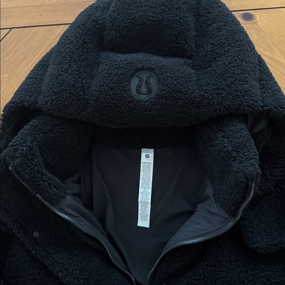 Lululemon Wunder Puff 550 Fill Jacket *Textured Fleece* - Picture 2 of 2